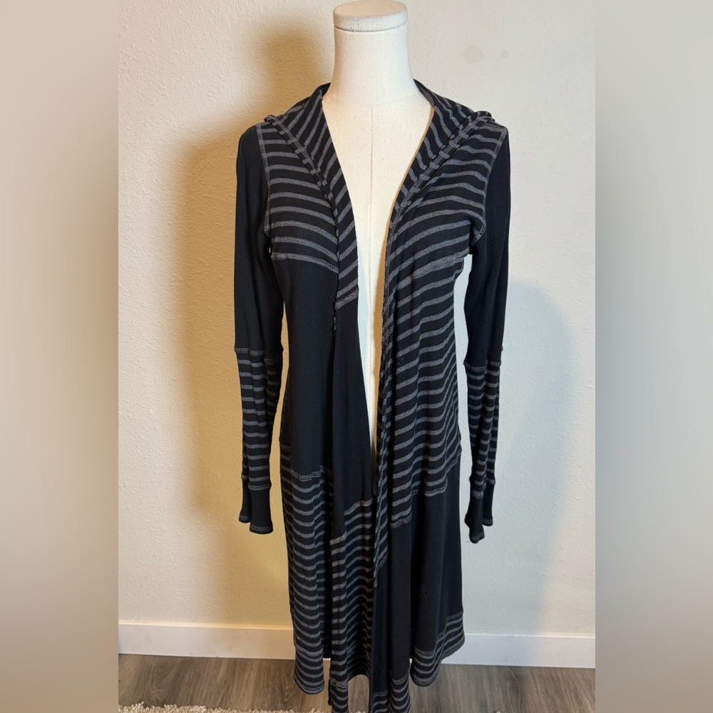 Allen Allen Striped Black & Gray Hooded Ribbed Cardigan size Medium